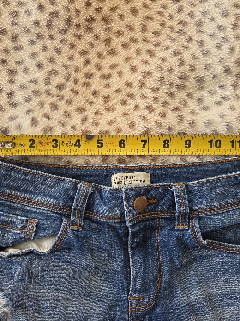 Forever 21 Blue Distressed Denim Jean Shorts - Picture 3 of 8